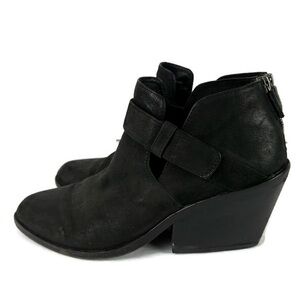 Eileen Fisher Side Strap Leather Ankle Booties in Black